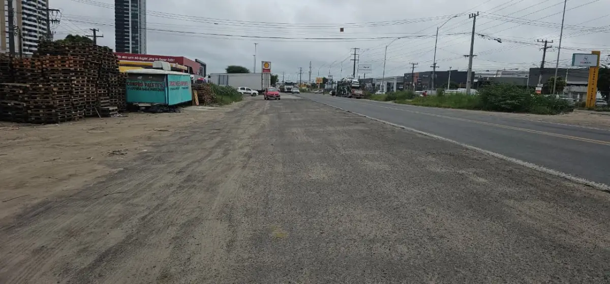 Taxista denuncia perigo das “roubadinhas” na Avenida Eduardo Fróes da Mota em Feira de Santana
