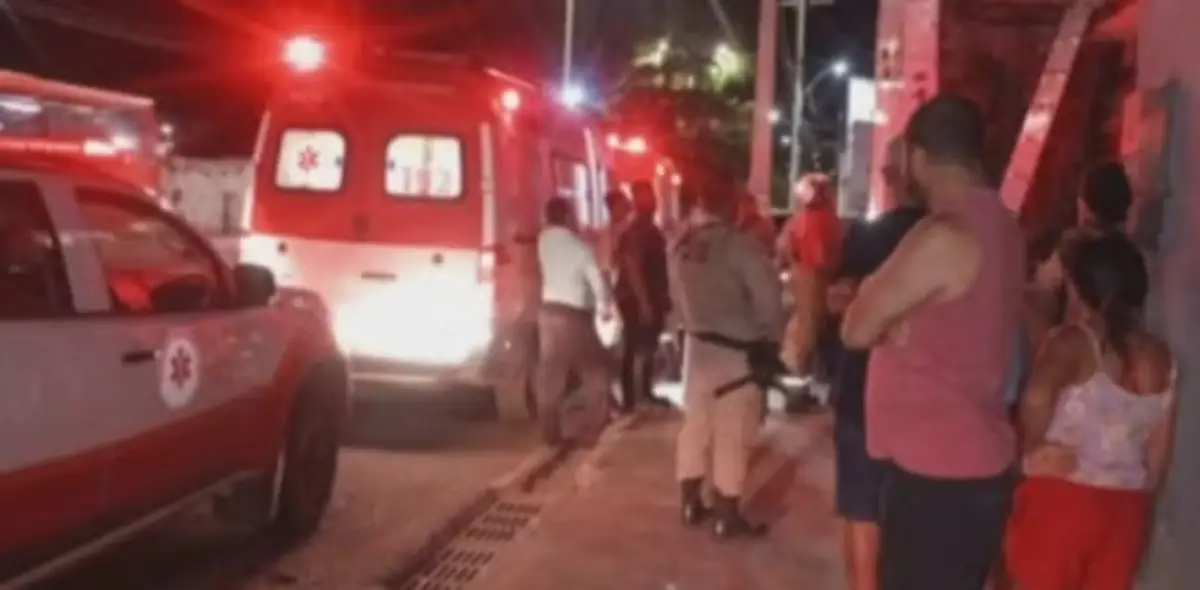 Idoso de 66 anos morre após escada desabar dentro de casa em Salvador