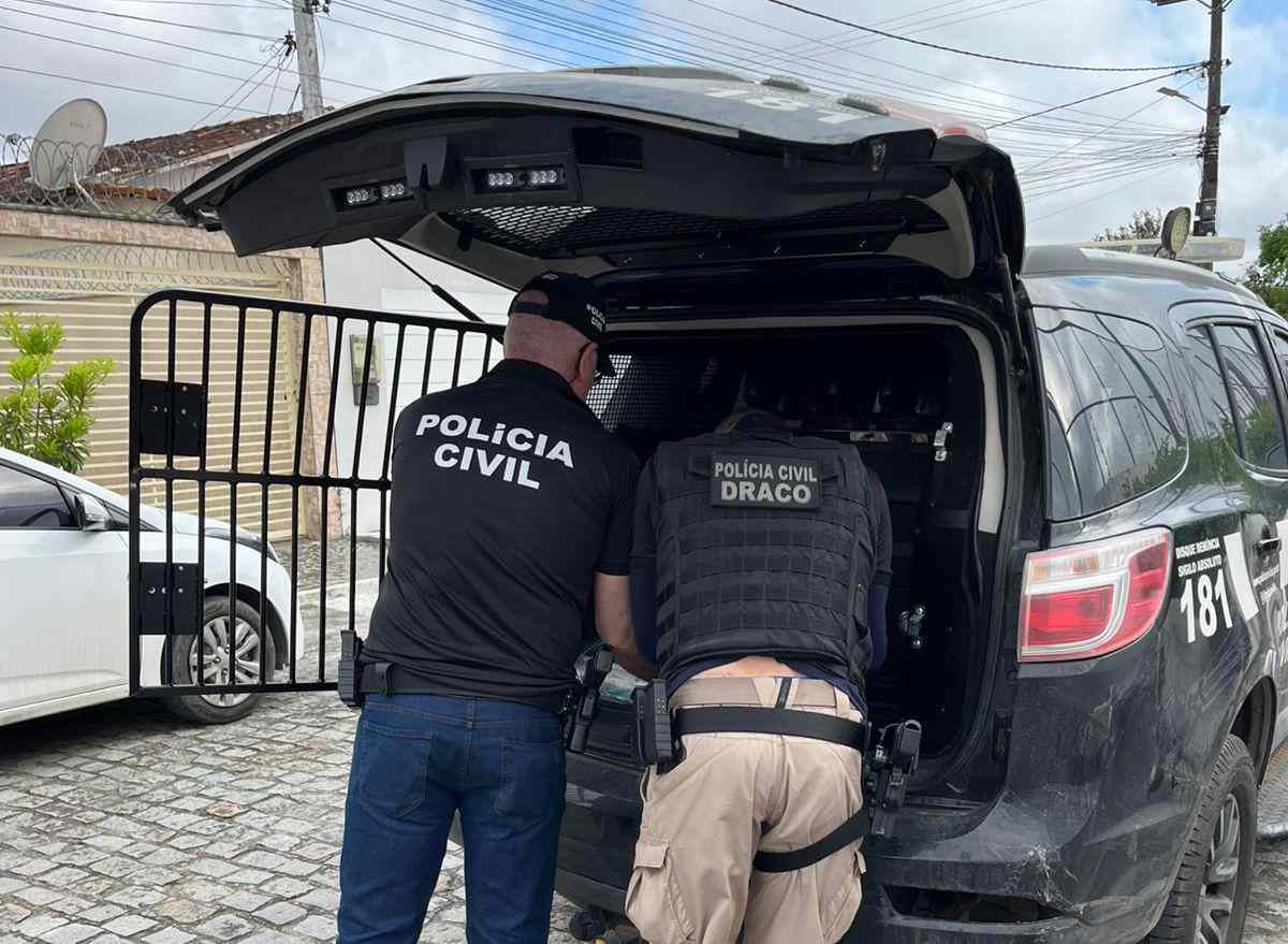 Operação desarticula esquema de apropriação clandestina de propriedades em Feira de Santana e cidades vizinhas Operação desarticula esquema de apropriação clandestina de propriedades em Feira de Santana e cidades vizinhas