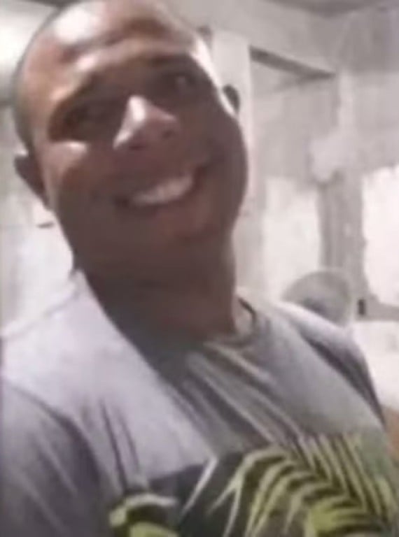 Homem morre e mulher fica gravemente ferida após acidente com moto aquática e barco em Salvador