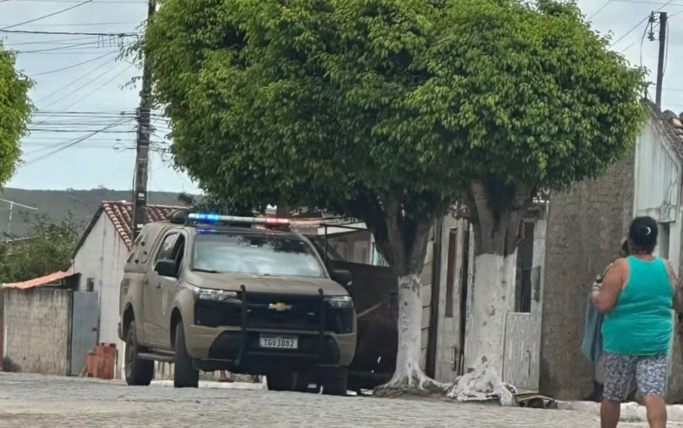 Crânio é encontrado em Inhambupe; polícia investiga relação com furto em cemitério