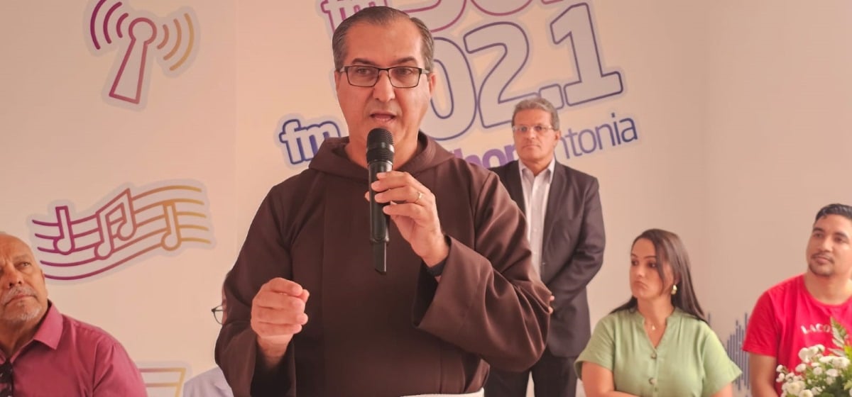 Frei Cristóvão Lima toma posse da Superintendência da Fundação Santo Antônio