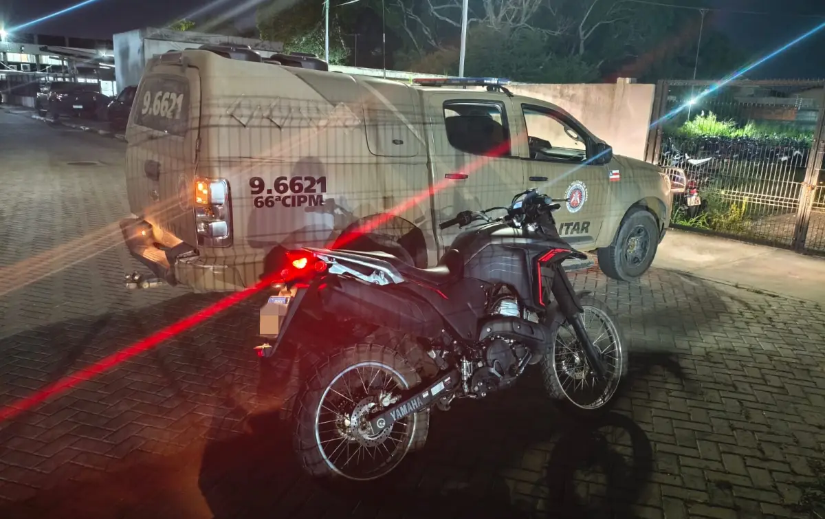 Homens suspeitos de estelionato, fraude e receptação são conduzidos em Feira de Santana com mais de 150 documentos