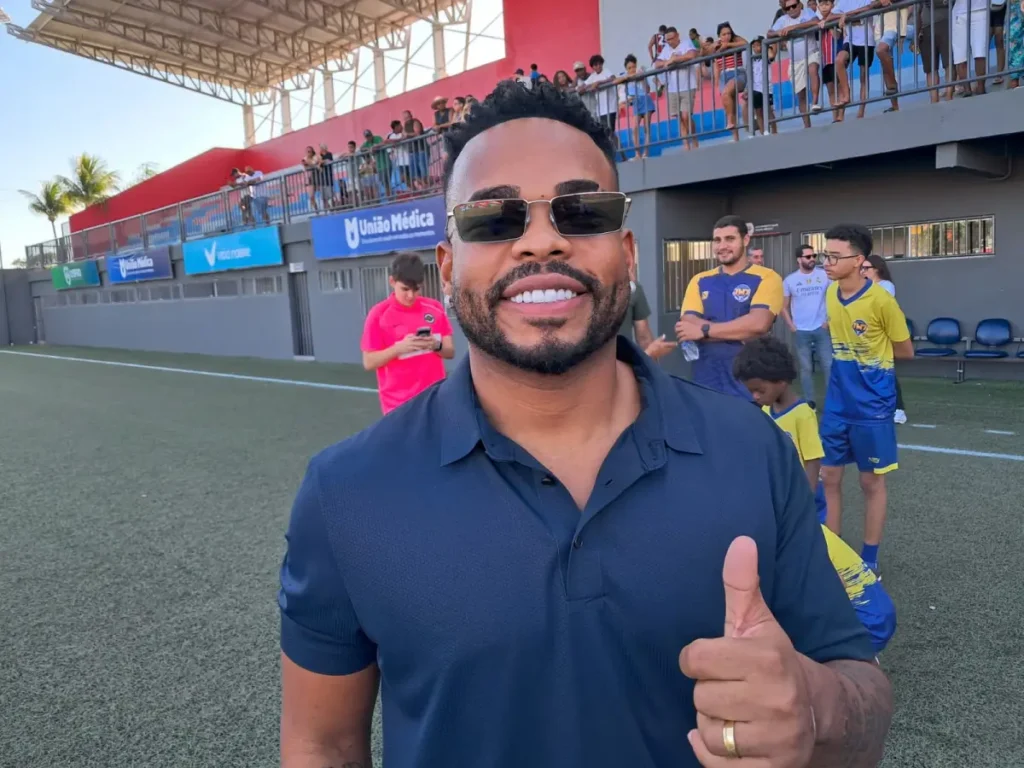 Natal Show de Bola reúne artistas, jogadores e influenciadores para combater a fome em Feira de Santana