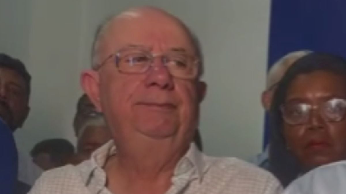 Prefeito de Feira de Santana José Ronaldo de Carvalho ACM Neto