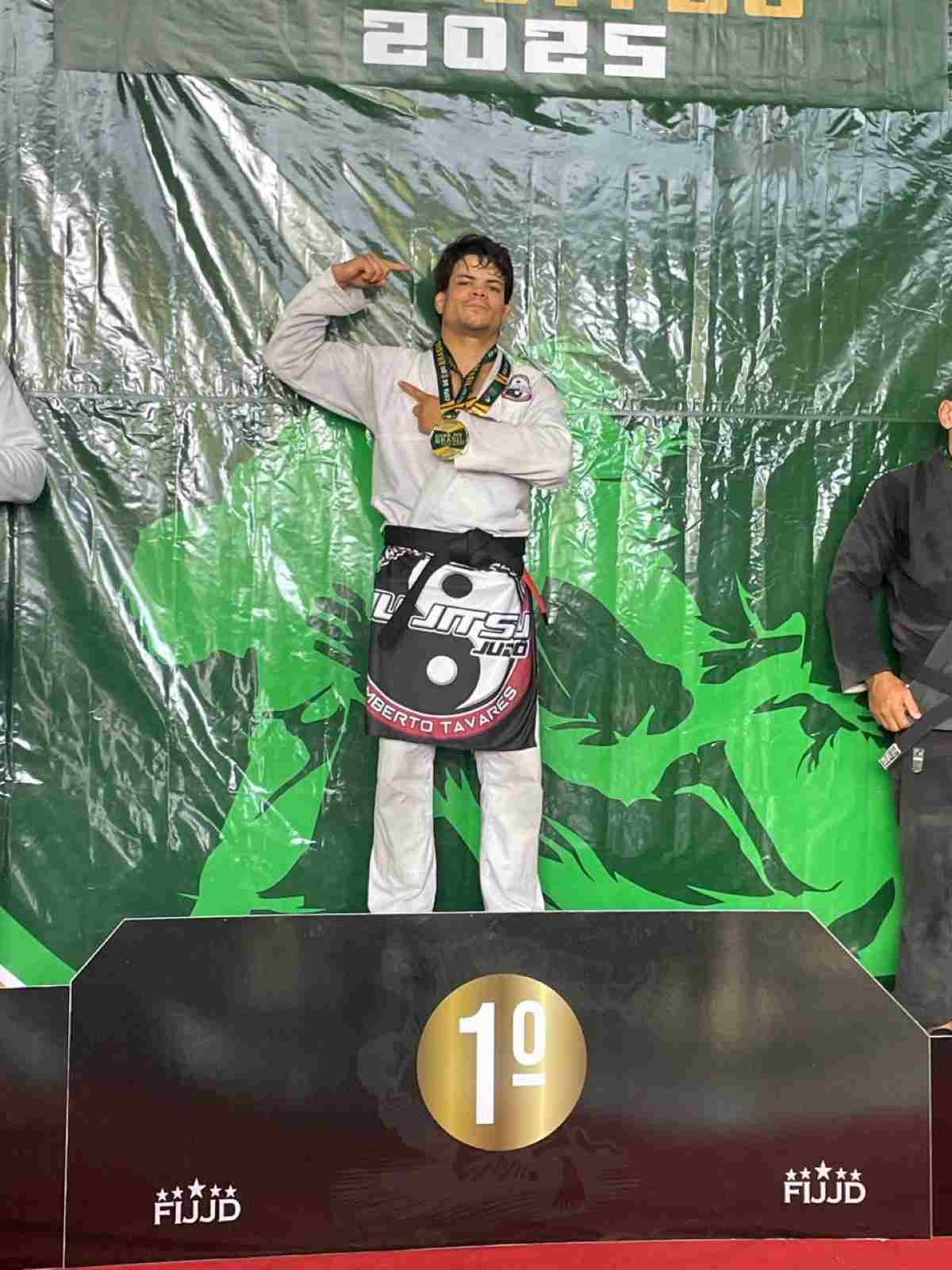 Lucas Nunes é campeão na Copa do Brasil da Federação Internacional de Jiu-jítsu