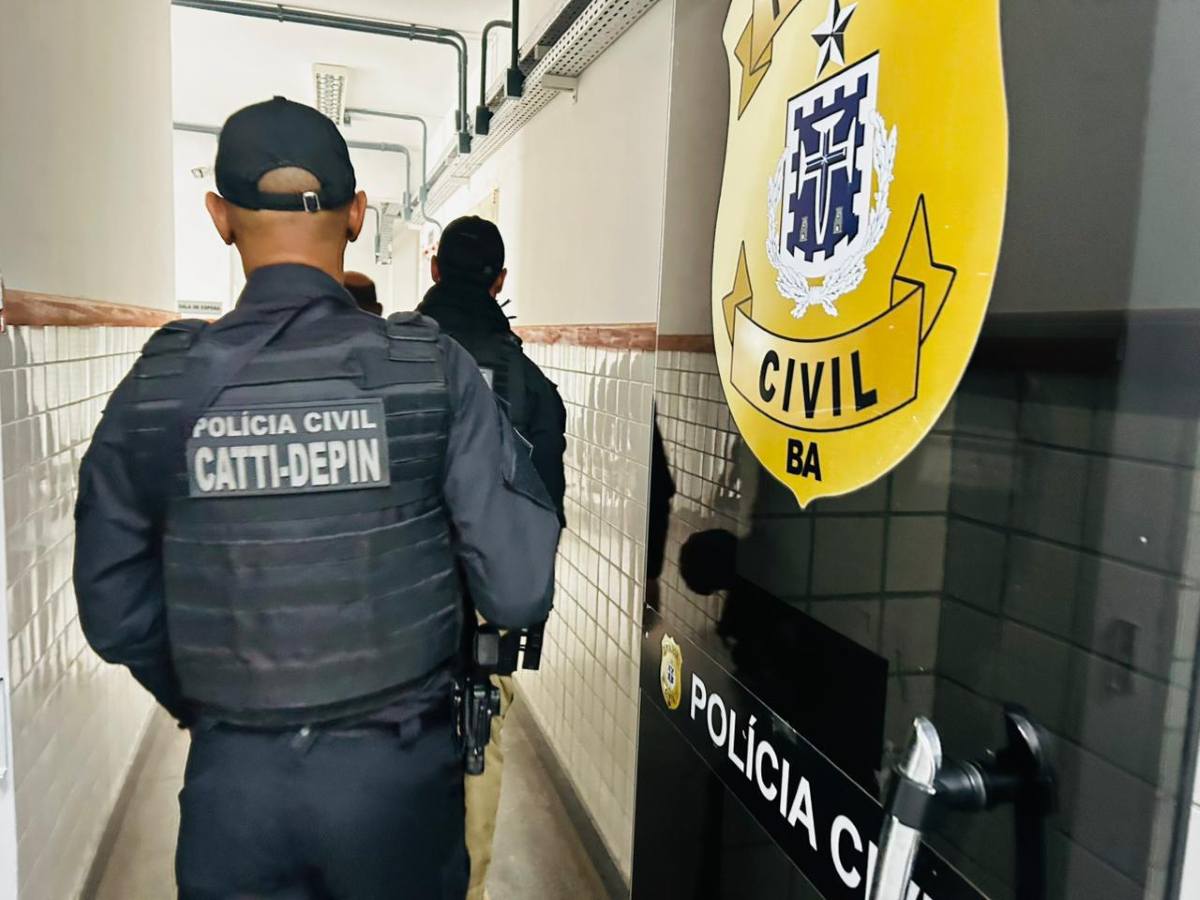 Operação Cavalo de Tróia prende quatro envolvidos em homicídios e outros crimes em Jequié Operação Cavalo de Tróia prende quatro envolvidos em homicídios e outros crimes em Jequié