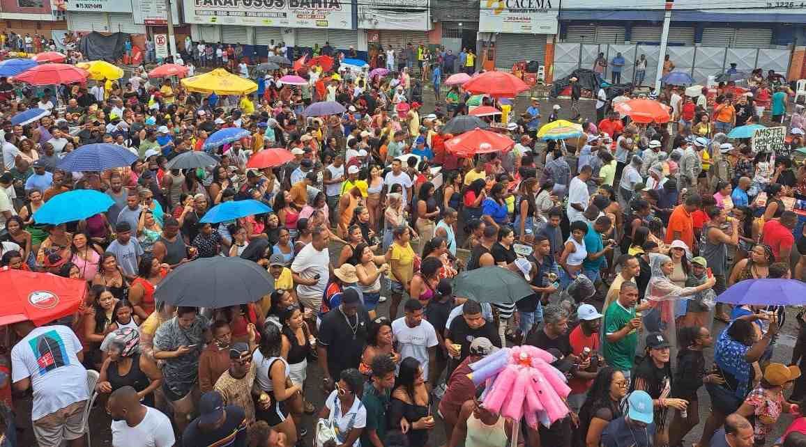 secretário Arrastão da Micareta de Feira 2025 com Thiago Aquino e Timbalada