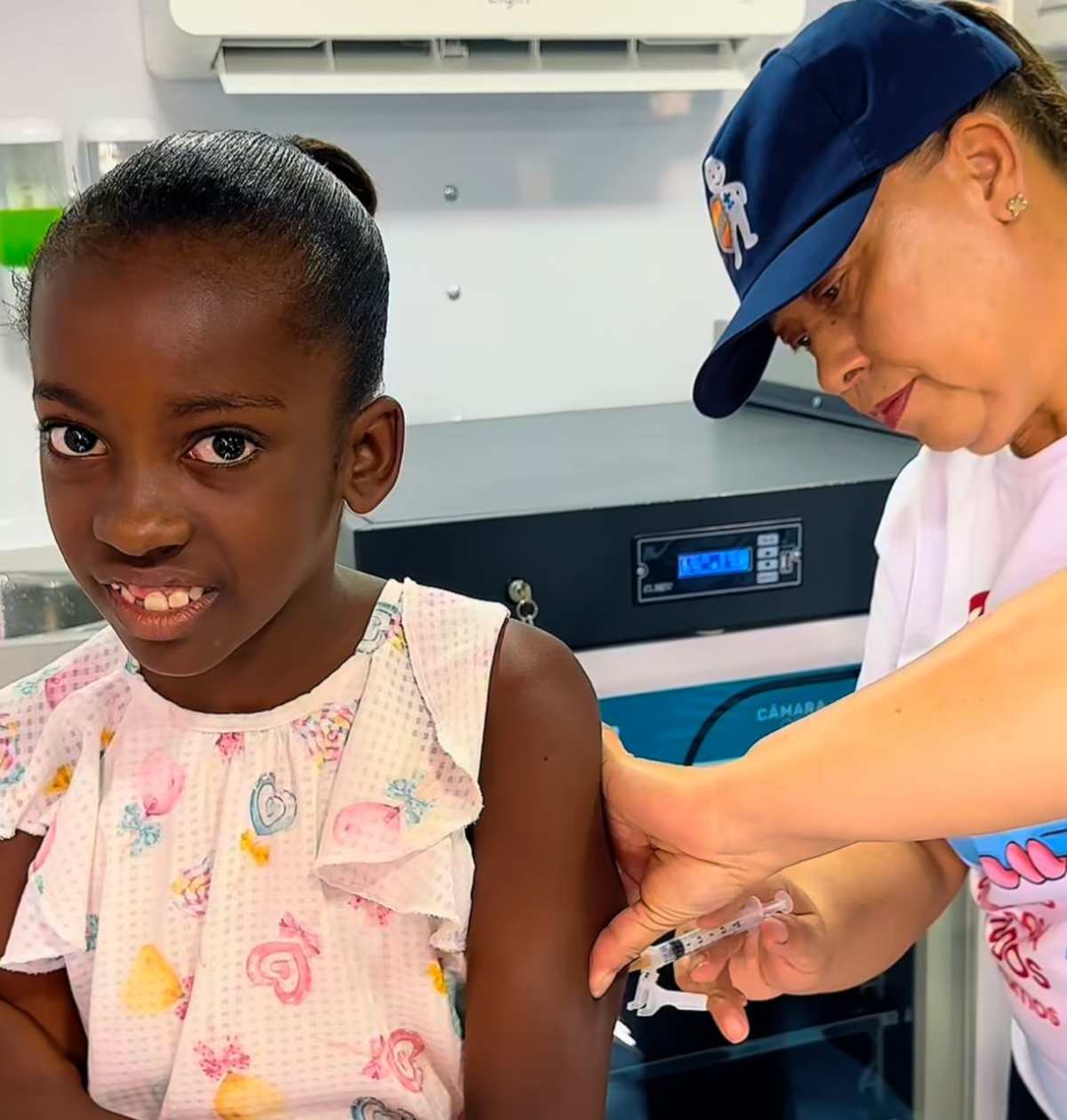 Prefeitura convoca pais para atualizar cartão de vacinação dos filhos durante férias escolares