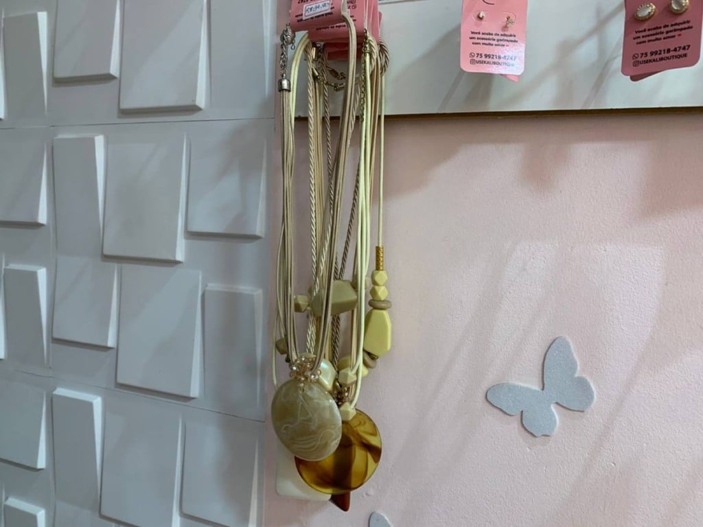 colares maximalistas