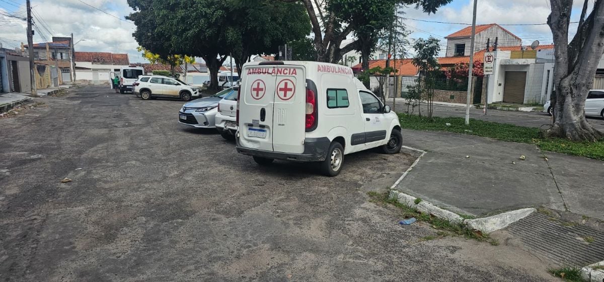 estacionamento irregular no conjunto Wilson Falcão