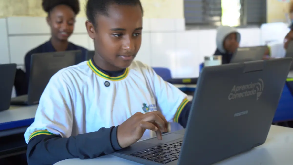 Bahia avança na conectividade escolar com expansão do  programa Aprender Conectado