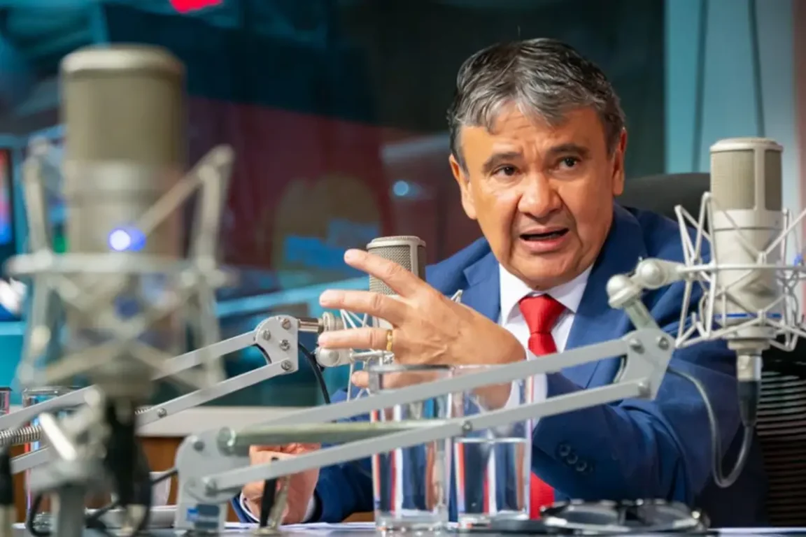 Ao longo do Bom Dia, Ministro, Wellington Dias condenou a disseminação de fake news e peças de desinformação que enganam a população acerca de uma limitação não procedente do valor dos saques dos benefícios pagos pelo Bolsa Família