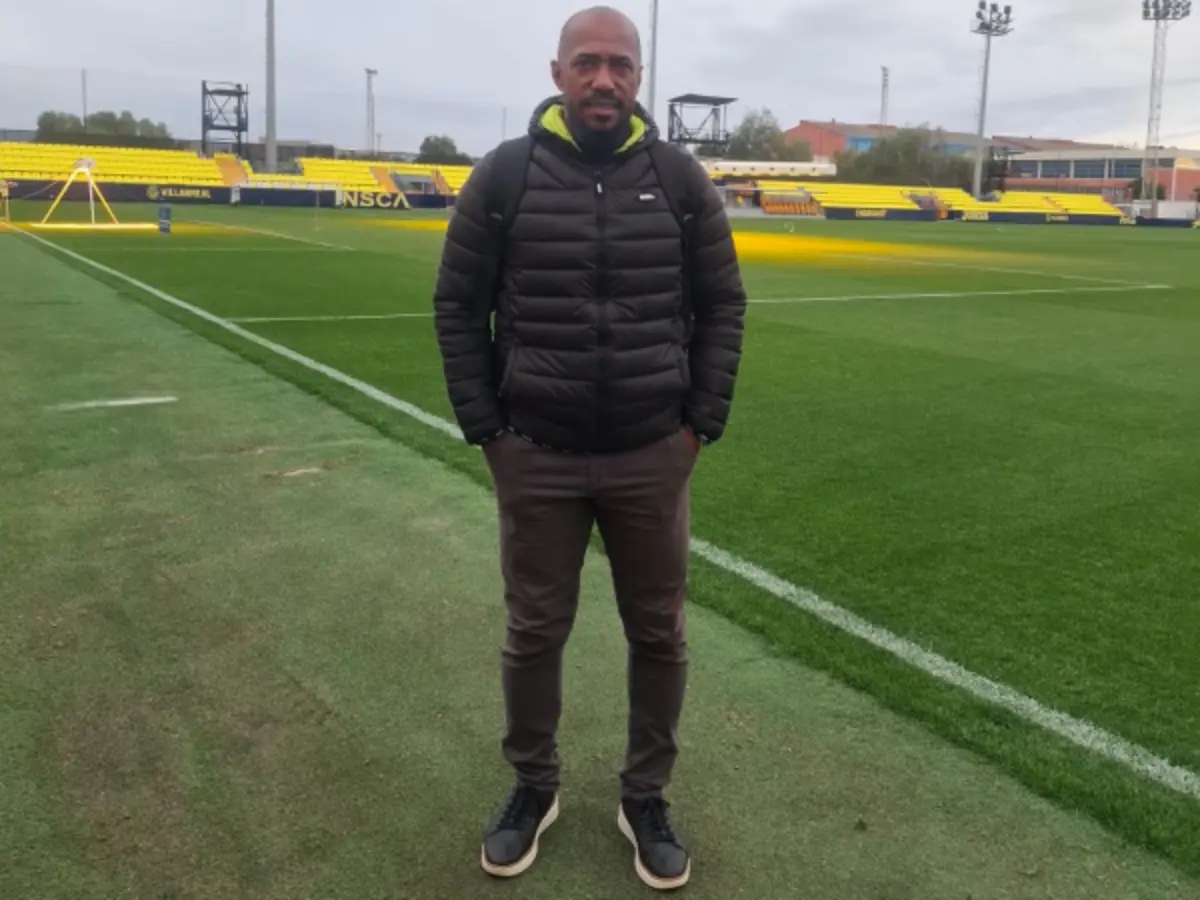 Fluminense de Feira envia coordenador da base para intercâmbio na Espanha