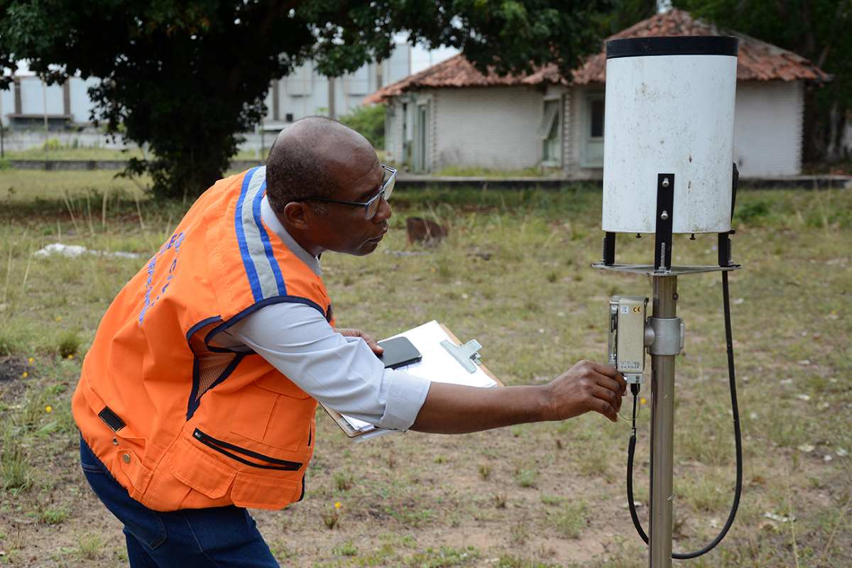 Defesa Civil Vistoria os Pluviometros Instalados | Foto: Valto Novaes