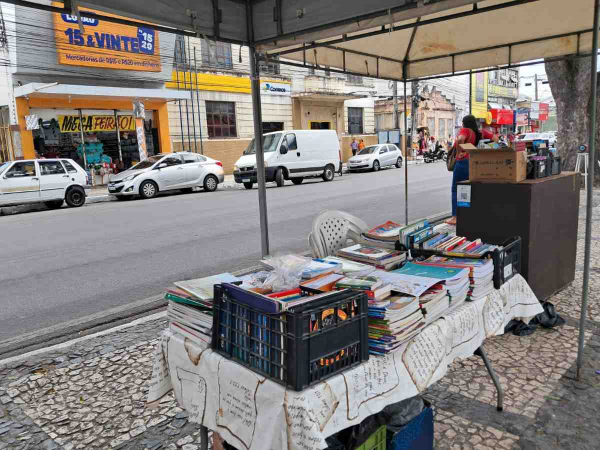 Feira do Livro Usado | Foto: Ney Silva/ Acorda Cidade Feira do Livro Usado | Foto: Ney Silva/ Acorda Cidade