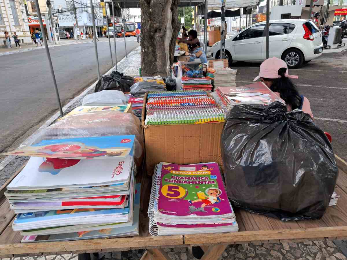 Feira do Livro Usado | Foto: Ney Silva/ Acorda Cidade Feira do Livro Usado | Foto: Ney Silva/ Acorda Cidade