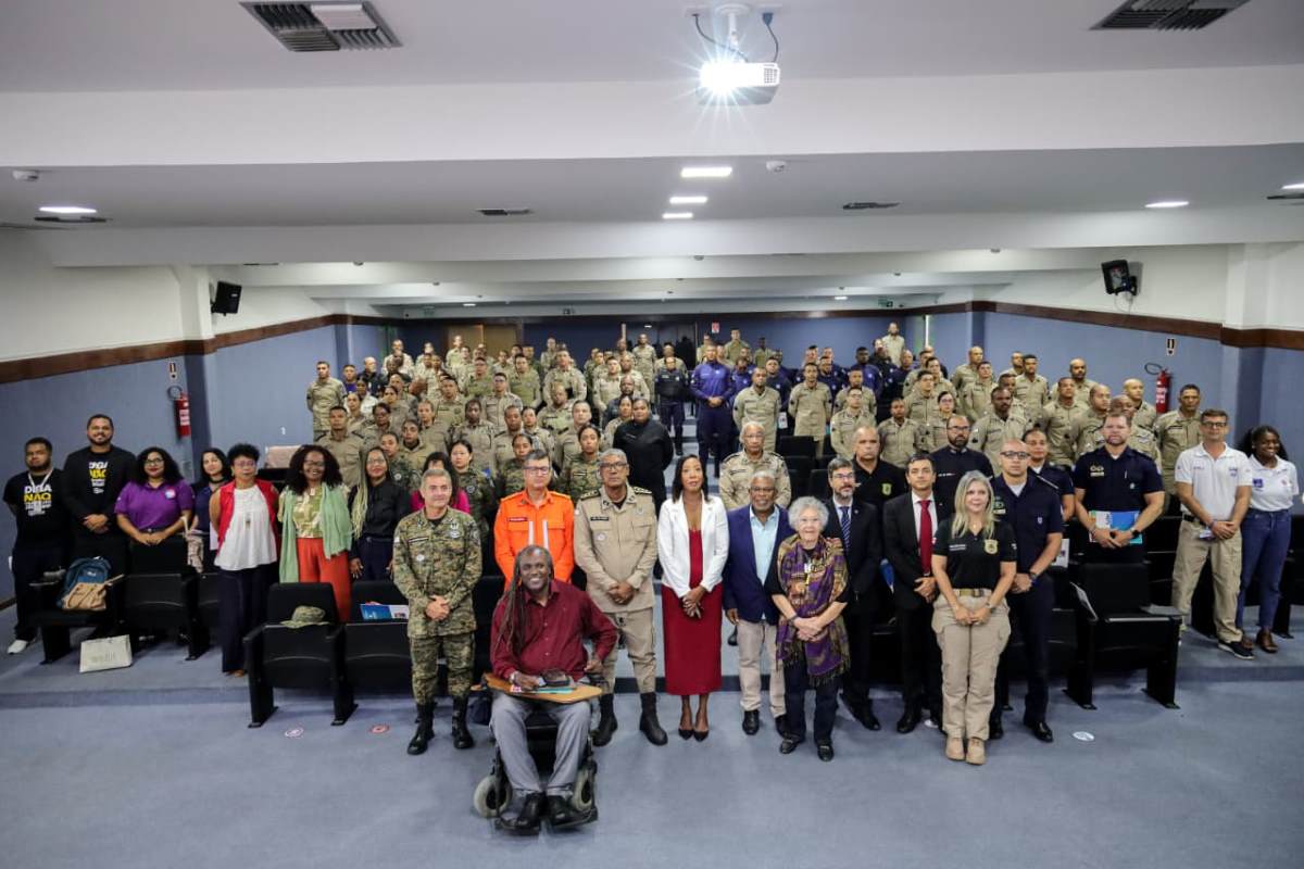 Formação em Direitos Humanos é realizada para forças de segurança do Estado Foto Cleomário Alves SJDHBA Formação em Direitos Humanos é realizada para forças de segurança do Estado Foto Cleomário Alves SJDHBA