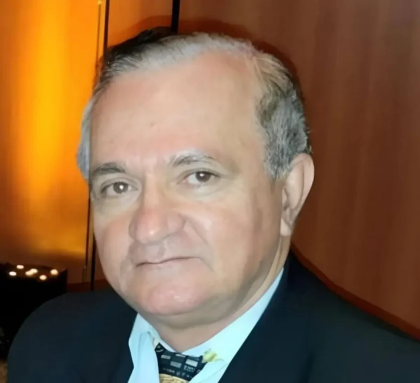 Estrada de ferro em Feira na obra de Rollie Poppino