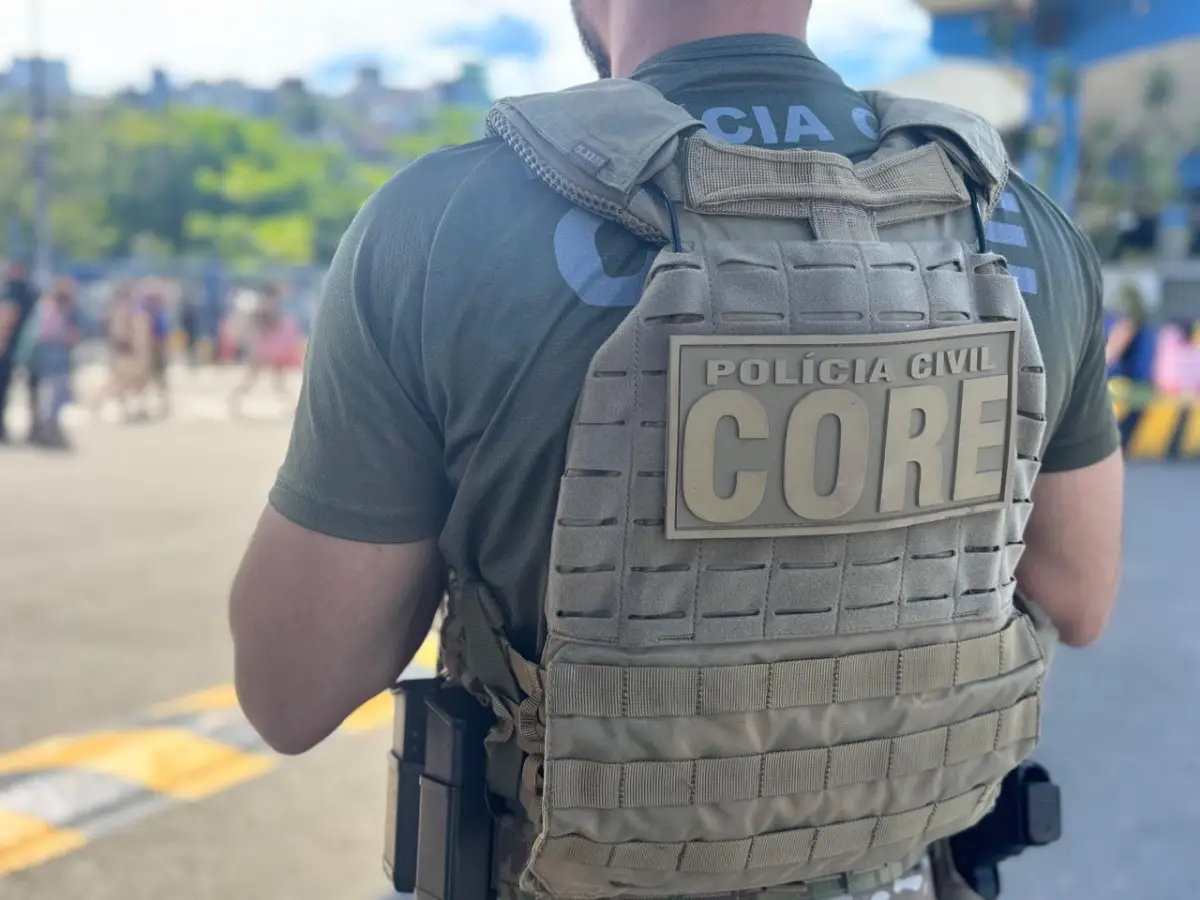 Polícia realiza atividades de combate ao narcotráfico em Salvador antes do Carnaval