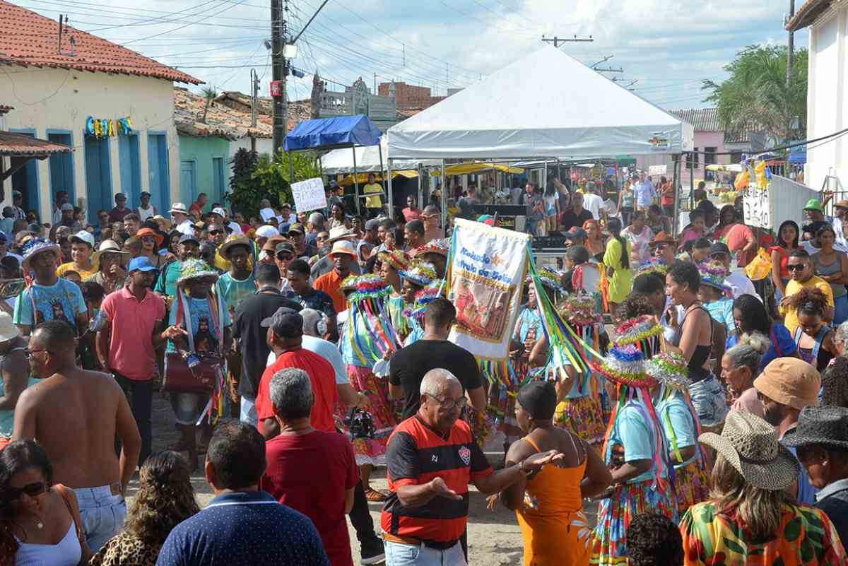 Reisado de São Vicente mantém viva a tradição da Folia de Reis em Feira de Santana | Foto: Izinaldo Barreto/ Arquivo