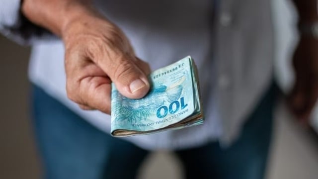 dinheiro gustavomellossa freepik