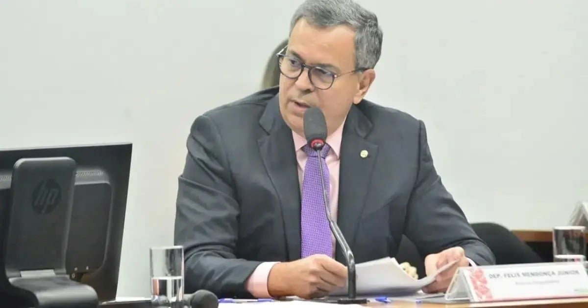 Após ser alvo da Overclean, Félix Mendonça Jr. nega negociação de emendas parlamentares