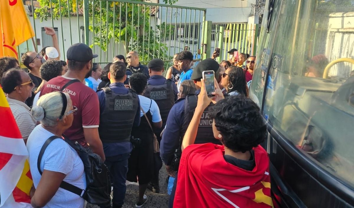 manifestação contra aumento da passagem de ônibus