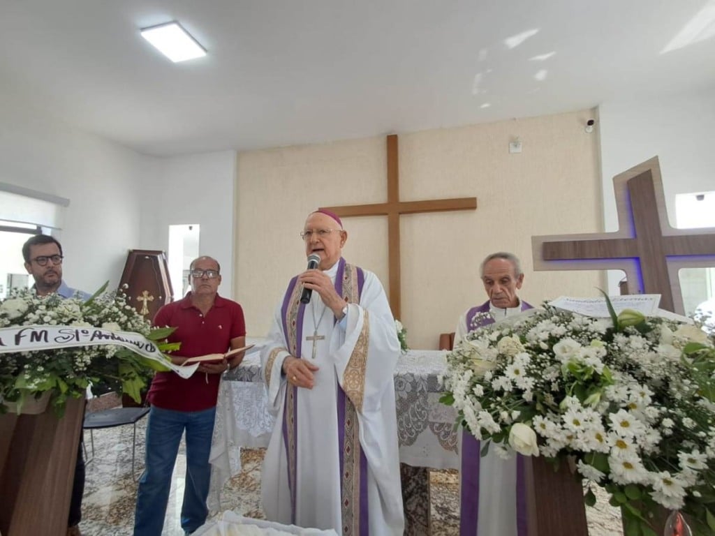 Enterro de Itajay Pedra Branca