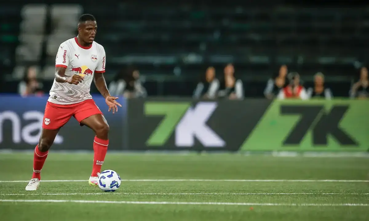 Ministérios repudiam fala machista de jogador contra árbitra no Paulistão: “Respeito às mulheres é inegociável”