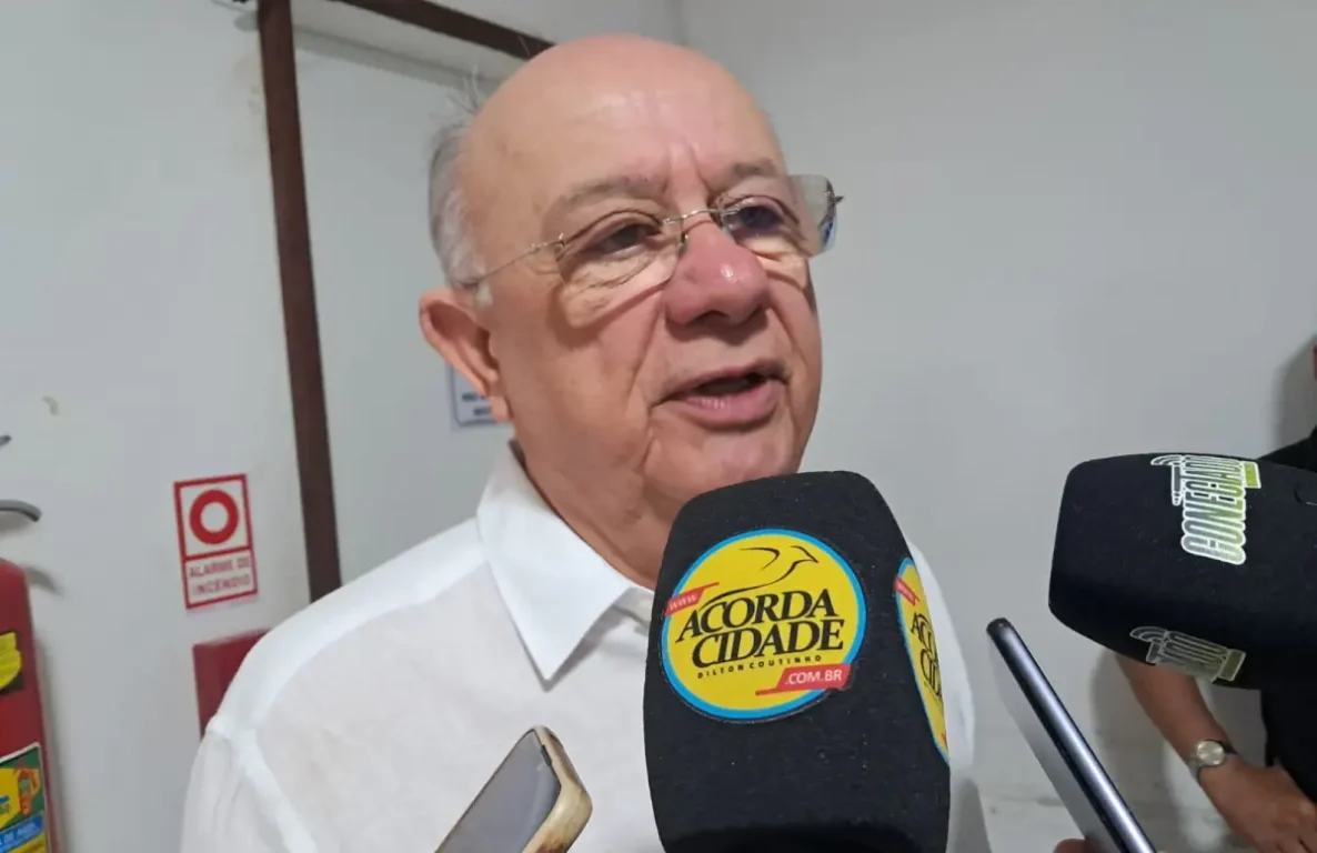 Câmara de Feira entrega cheque de R$ 6 milhões para construção do novo Hospital Baiano de Oncologia