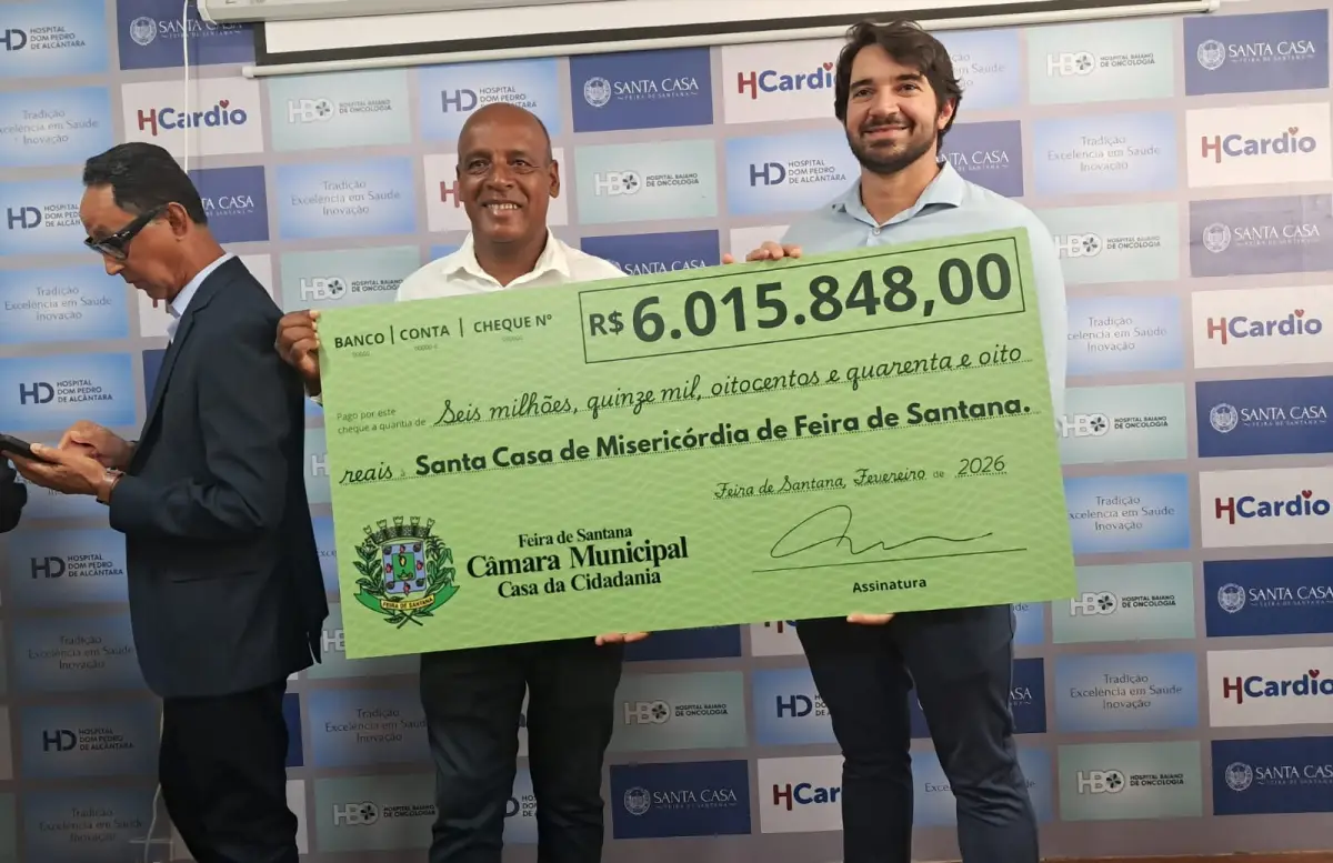 Câmara de Feira entrega cheque de R$ 6 milhões para construção do novo Hospital Baiano de Oncologia
