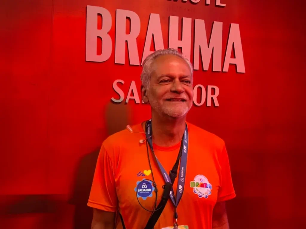 Isaac Edington falando sobre carnaval 2026