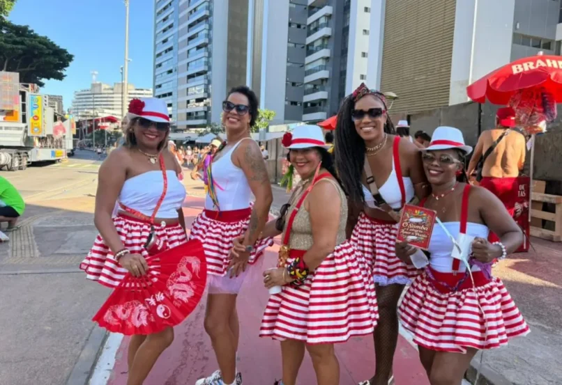 Furdunço arrasta multidão, abre o pré-Carnaval e confirma clima de festa em Salvador; veja as fotos