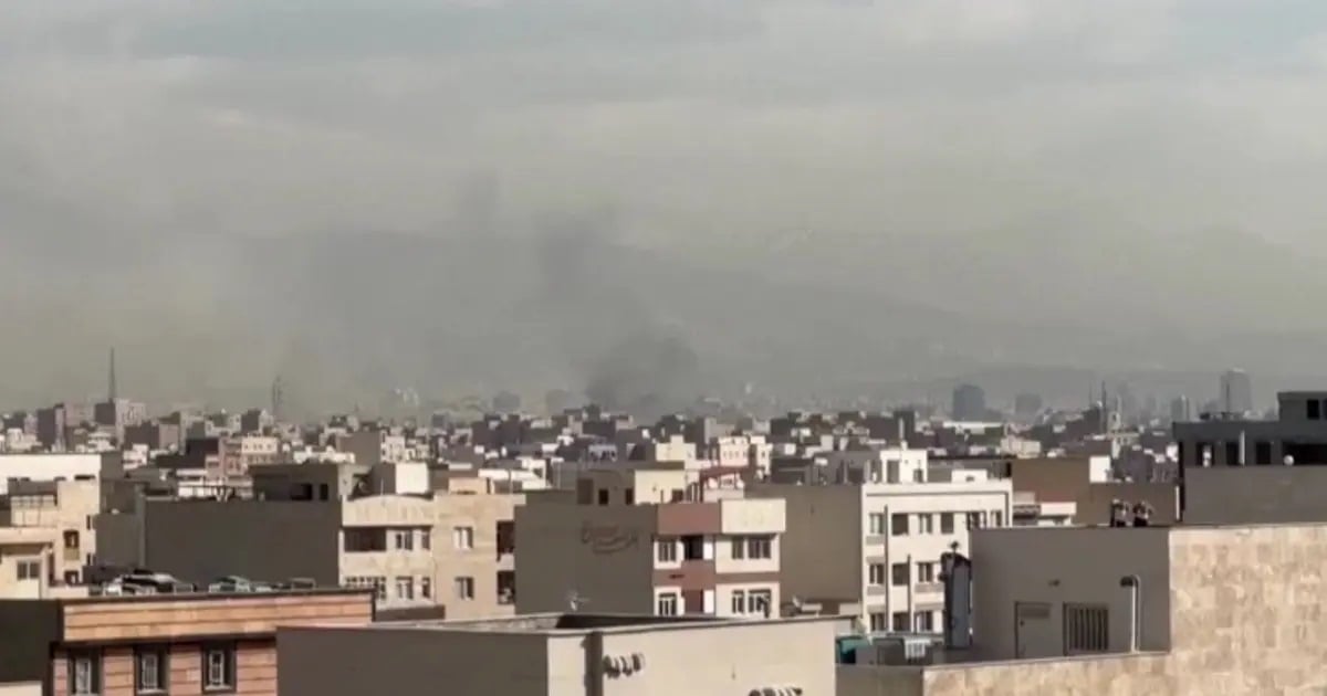 Irã revida após ataque conjunto de Estados Unidos e Israel