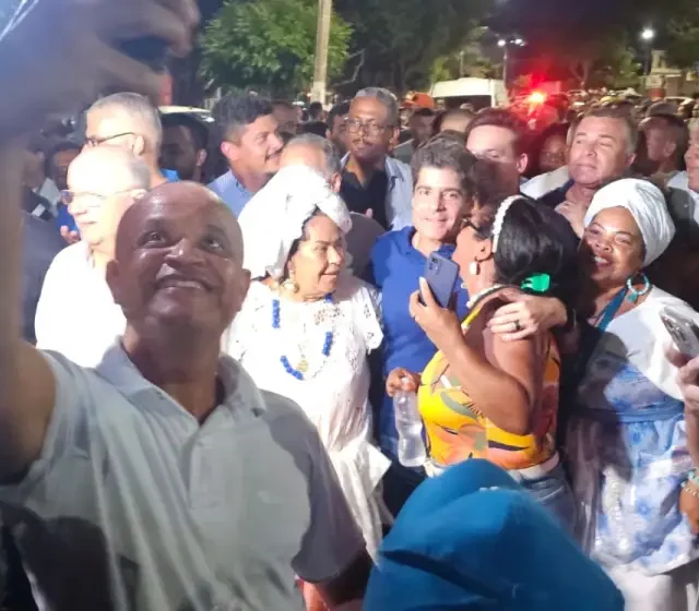 Lavagem da Lenha encerra festejos a Nossa Senhora dos Humildes, em Feira de Santana