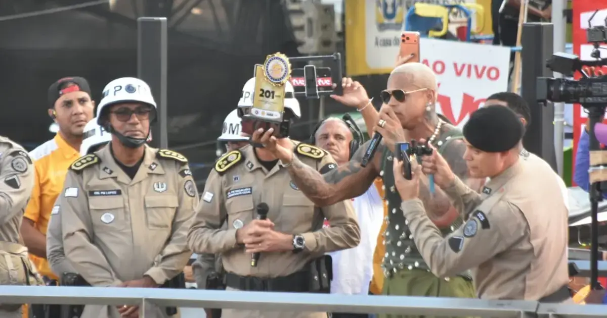 PMBA celebra aniversário no trio de Léo Santana no Campo Grande