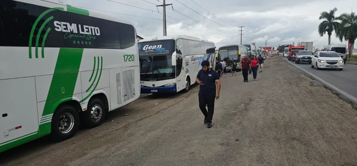 Mobilização dos motoristas dos transporte alternativo em Feira