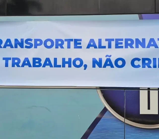 Mobilização dos motoristas dos transporte alternativo em Feira