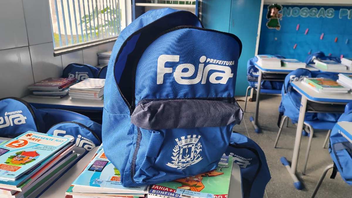 Mochila e material Mochila e material