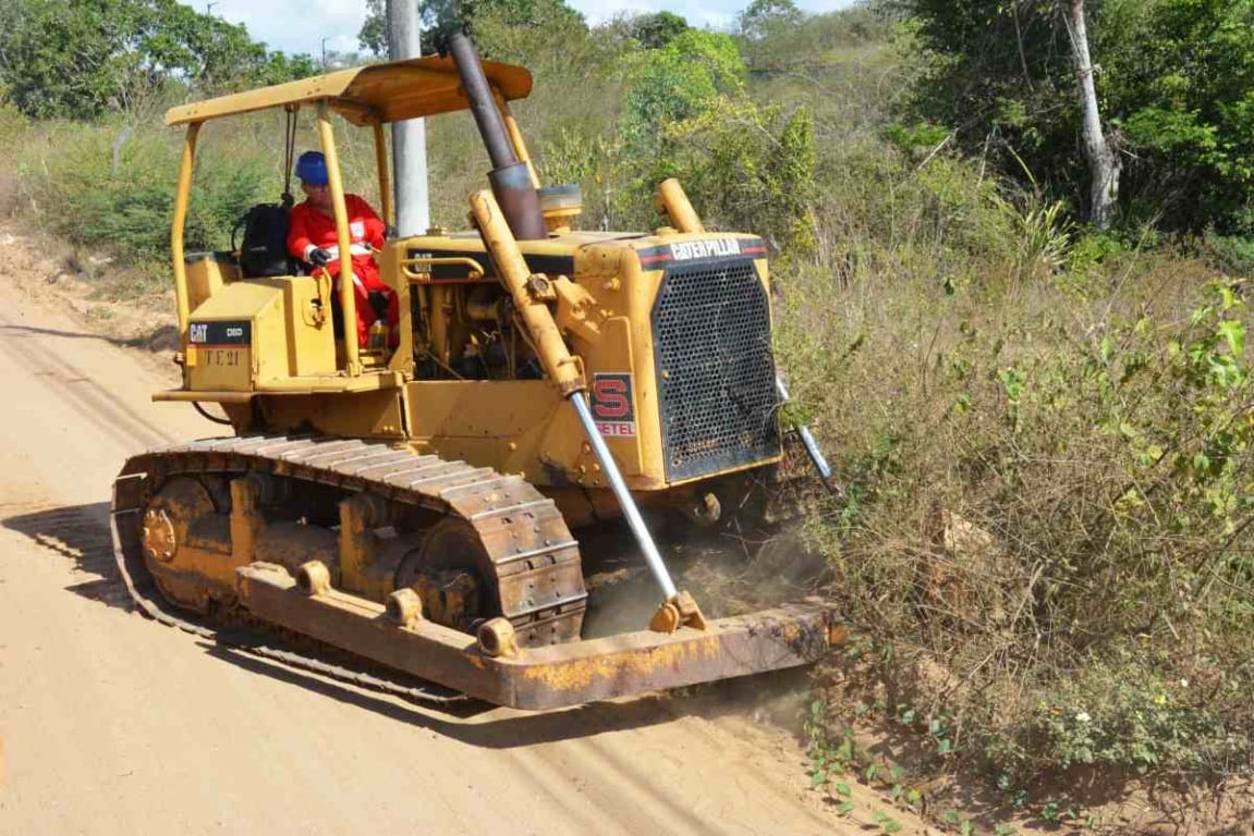 Pavimentação de Vias no bairro Limoeiro