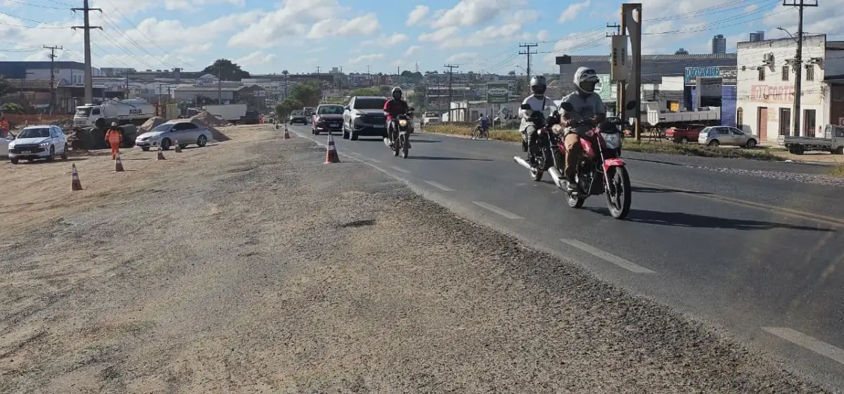 Obras de duplicação do Anel de Contorno avançam com serviços de drenagem em Feira de Santana