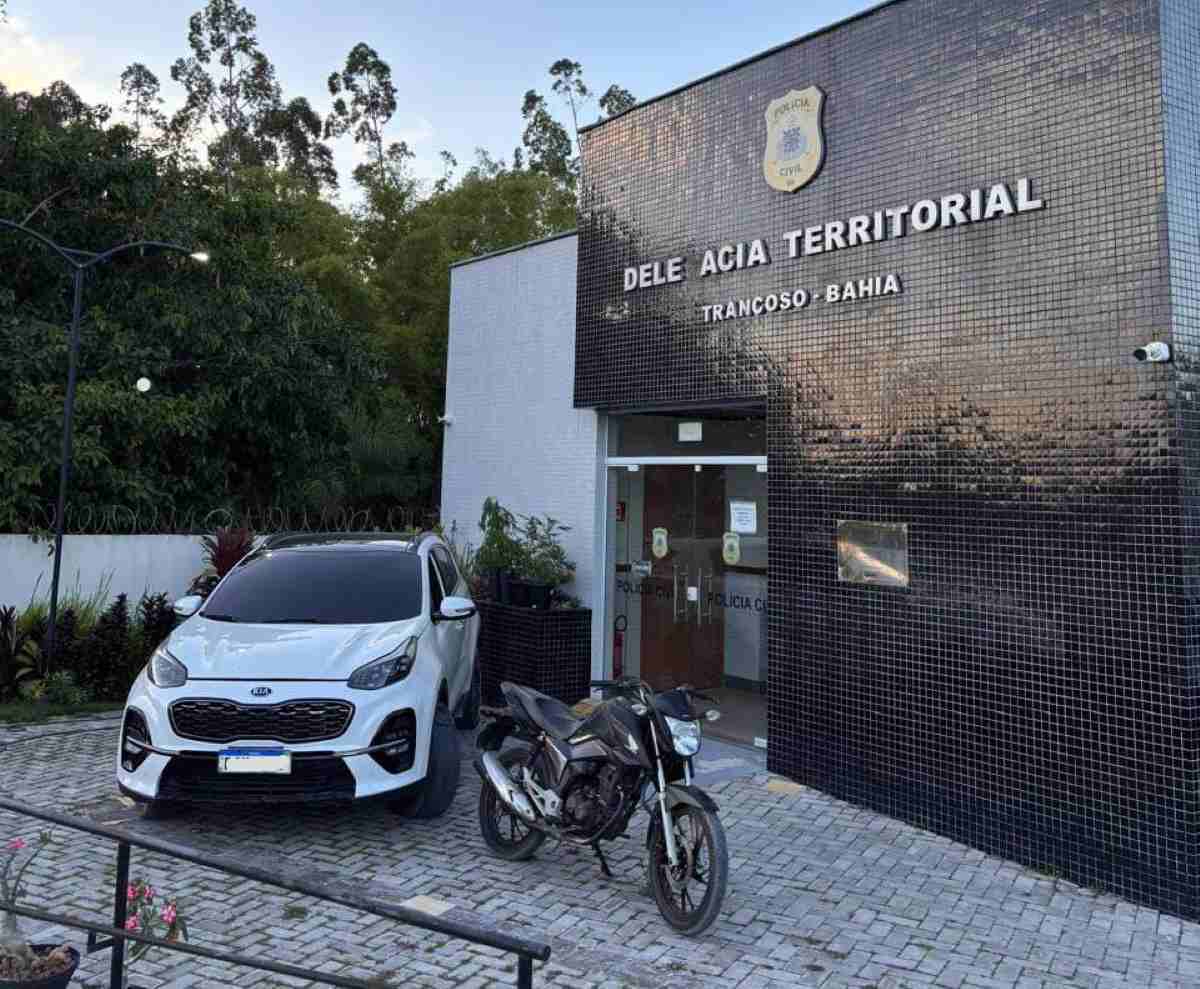 Operação Conexão desarticula laboratório e centro de distribuição de drogas em Porto Seguro Operação Conexão desarticula laboratório e centro de distribuição de drogas em Porto Seguro