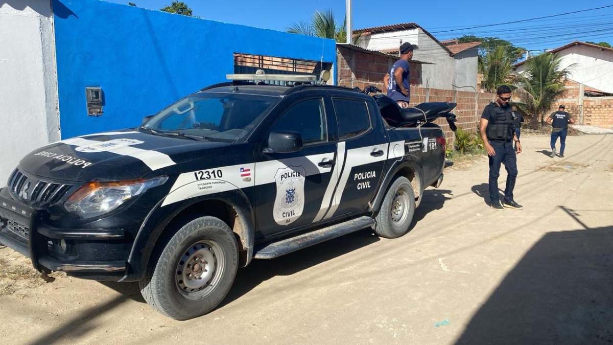 Operação Conexão desarticula laboratório e centro de distribuição de drogas em Porto Seguro Operação Conexão desarticula laboratório e centro de distribuição de drogas em Porto Seguro