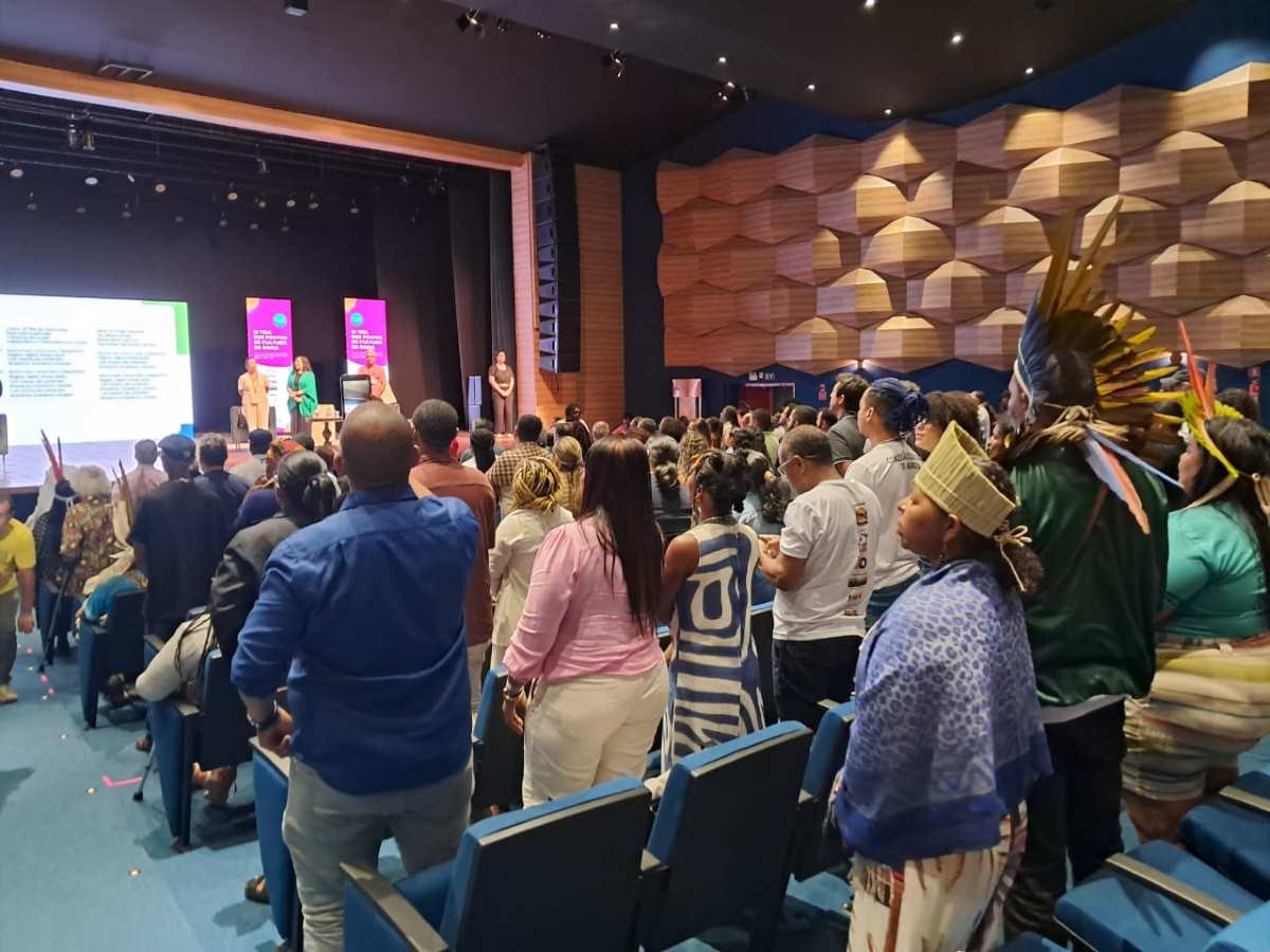 Teia de Pontos de Cultura reúne representantes de várias cidades da Bahia; evento teve a participação de Margareth Menezes Teia de Pontos de Cultura reúne representantes de várias cidades da Bahia; evento teve a participação de Margareth Menezes