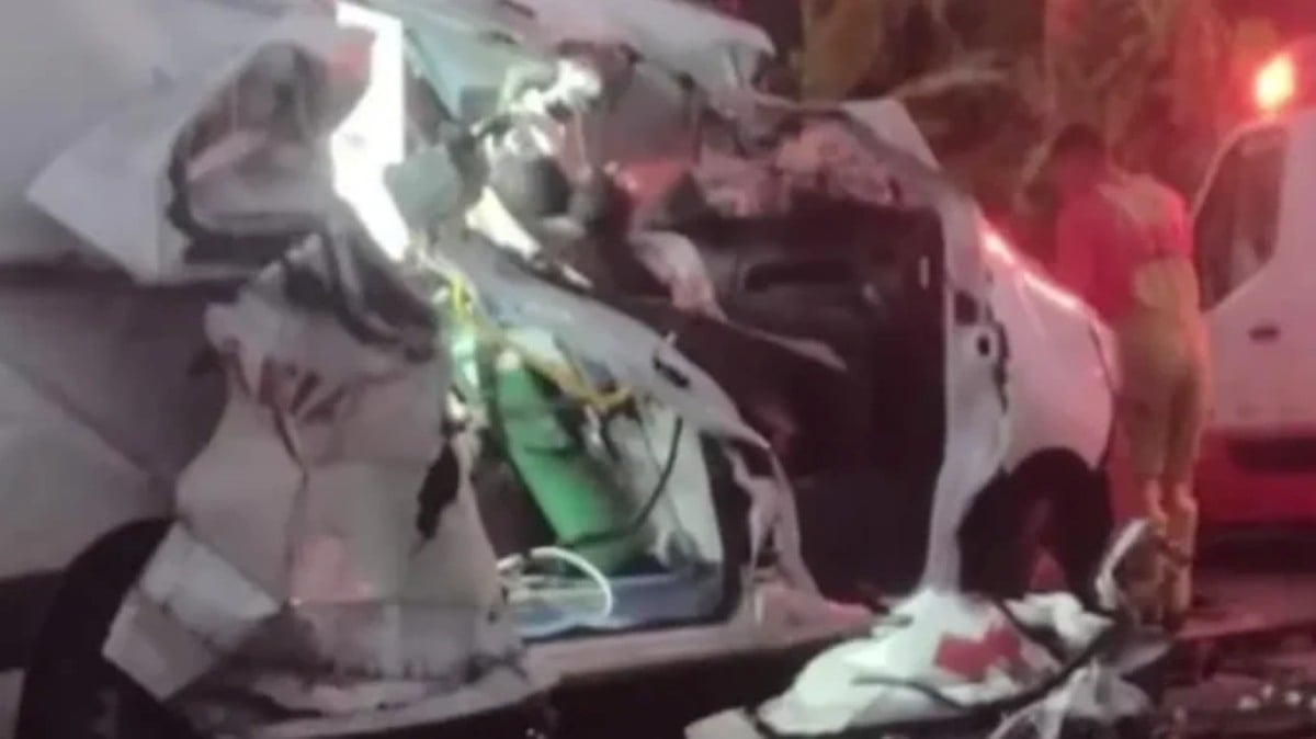 Três pessoas morrem após ambulância colidir com caminhão na BR-101; vítimas eram médico, técnica de enfermagem e acompanhante