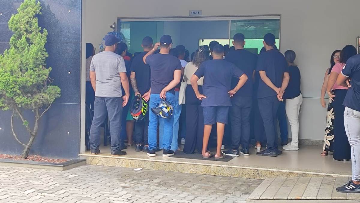 Velório de Luiz Rogério