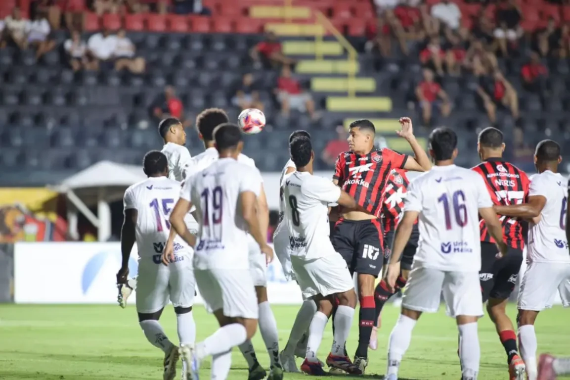 Vitória e Bahia de Feira