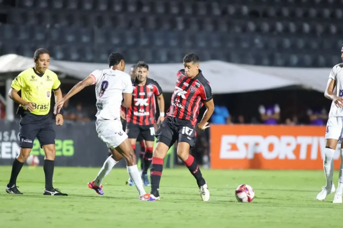 Vitória e Bahia de Feira