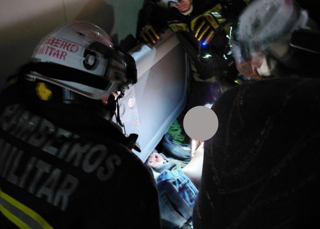 bombeiros no acidente